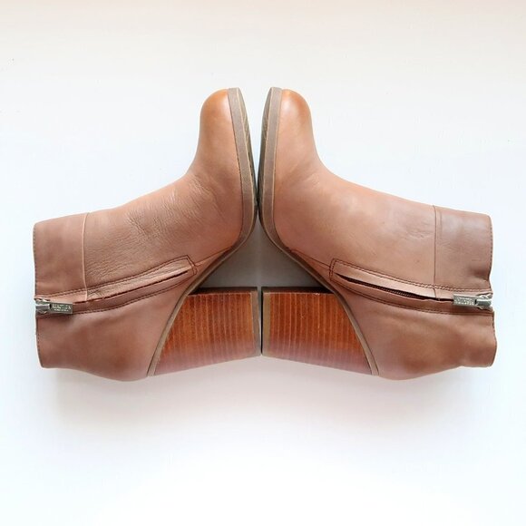 Reaction Kenneth Cole Tan Leather Round Toe Block Heel Ankle Boots / Booties 8 - Picture 10 of 16